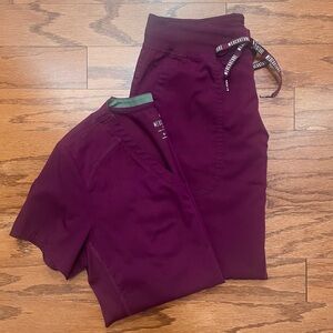 Med Couture Insight Scrub Set- Wine